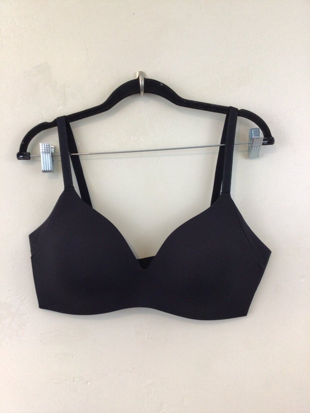 Knix Black Lightly Padded No Wire Bra Size 5 Fits  38C, 38D, 40C